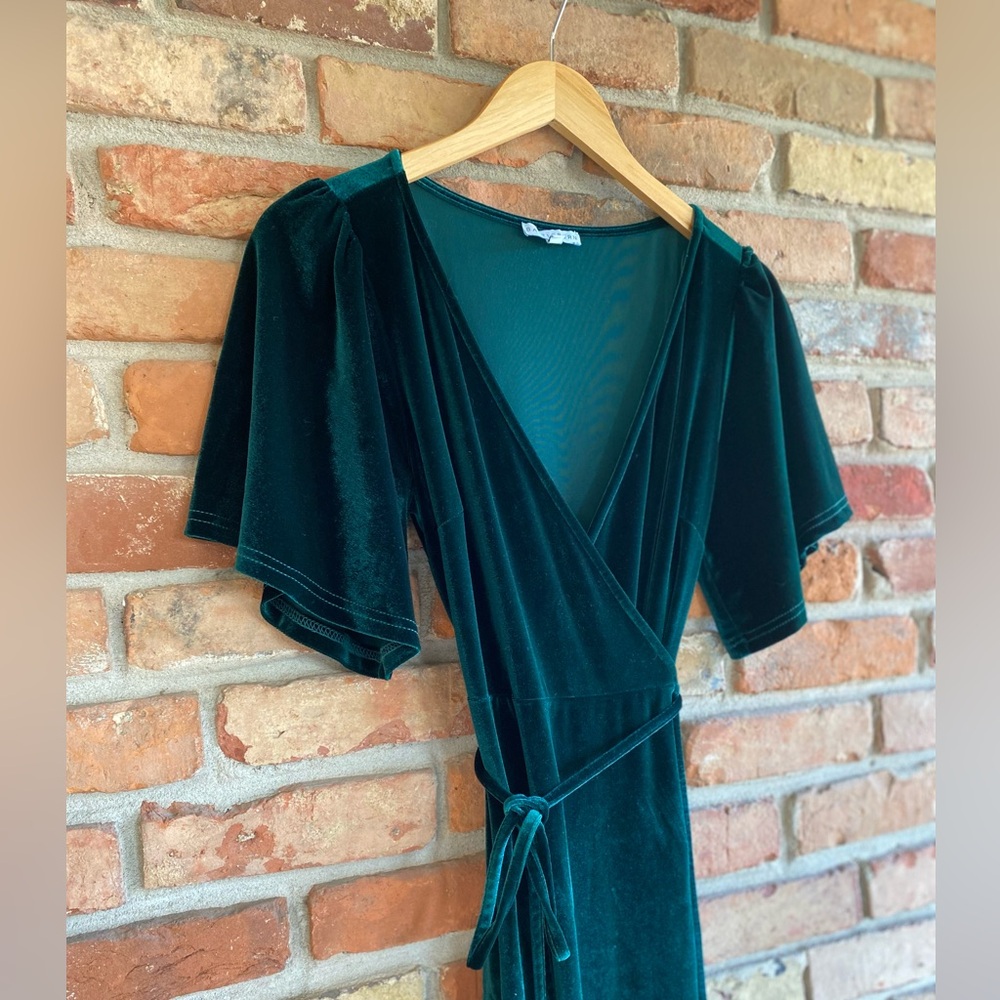 Baltic Born Emerald Green Velvet Wrap Dress - Size Medium
